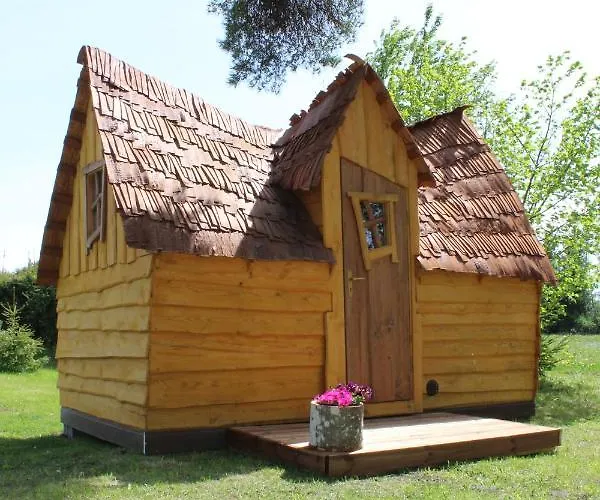 Kargaja Kuke Saun & Kaemping Padakorve