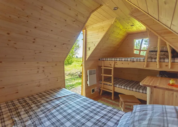 Kargaja Kuke Saun & Kaemping *